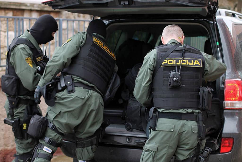 Velika policijska akcija u Mostaru i Čapljini, uključeni i specijalci