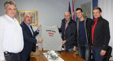 Premijer Herceg s predstavnicima rugby kluba Herceg iz Mostara