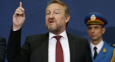 Deseci teza koje je iznio bošnjački član Predsjedništva izazvali su komentare, a nemaju veze sa stvarnošću