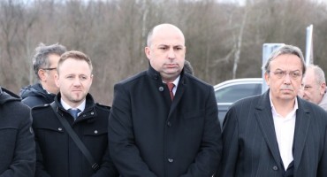 Ministar Lasić nazočio obilježavanju završetka radova II.Faze građenja dionice Svilaj – Odžak