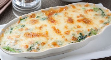 Brzo i ukusno: Slana torta sa špinatom i mozzarellom