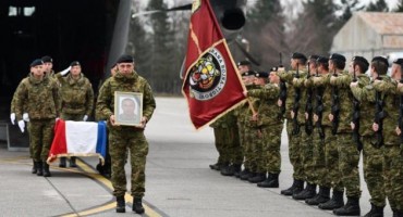 Tijelo preminulog vojnika, pripadnika Tigrova, prevezeno iz Litve u Hrvatsku