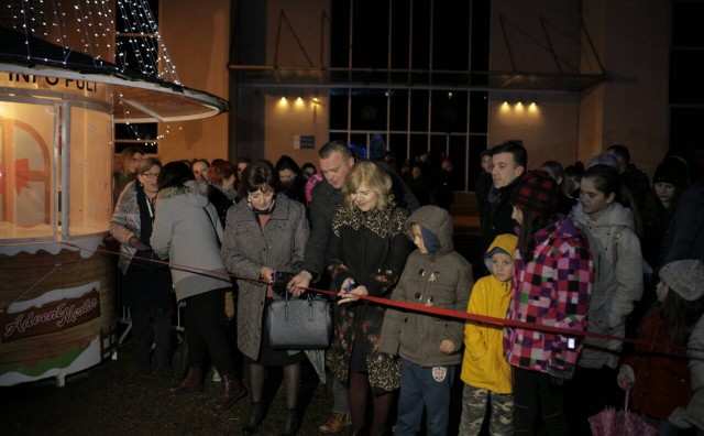 Svečano otvoren 2. Advent u Mostaru: Blagdanske čarolije u gradu na Neretvi