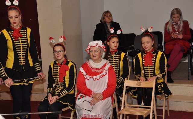 Božićna bajka, Eronet, HT Eronet