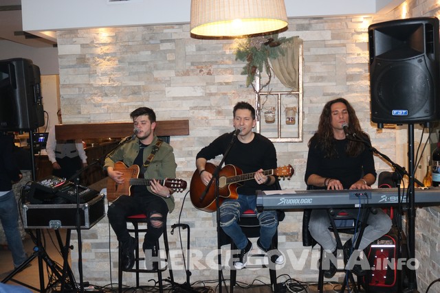 Restoran Wine Bar Regina Međugorje: Tiho Orlić održao koncert za pamćenje