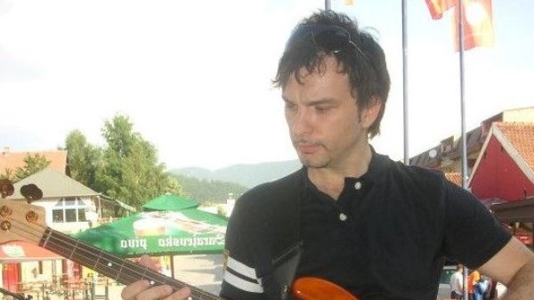 Bosanski pjevač otvoreno progovorio o mukama sa suprugom: Ubila me kao vola u kupusu