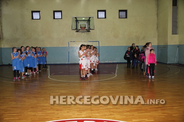 Pogledajte dodjelu odličja na 1. Mini basket turniru Mostar 2018