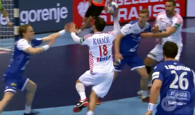 Fantastičan potez letećeg Mostarca: Hrvatski reprezentativac Igor Karačić zapanjio Islanđane i komentatora