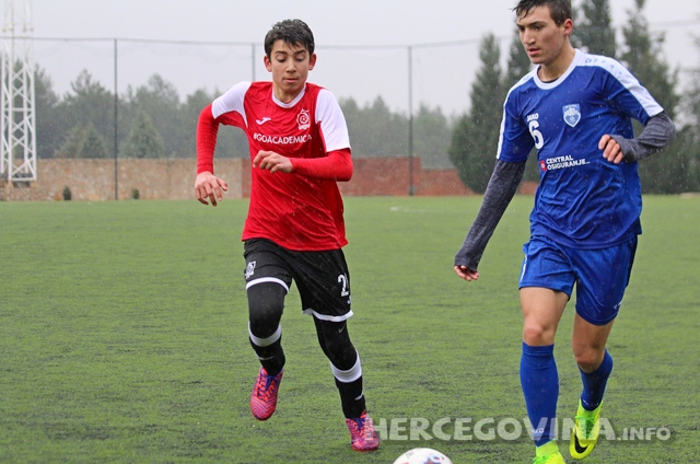 U prijateljskoj utakmici remi pionira Academice i Sloge Ljubuški 