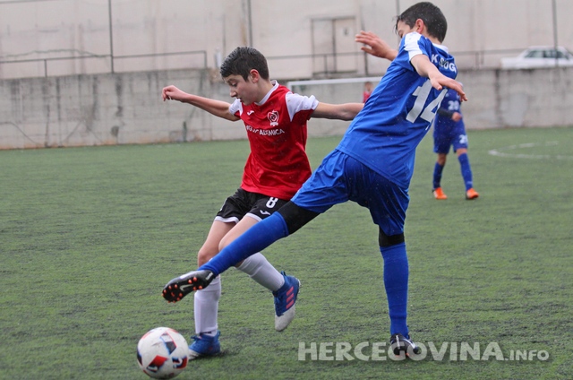 U prijateljskoj utakmici remi pionira Academice i Sloge Ljubuški 