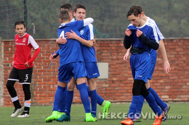U prijateljskoj utakmici remi pionira Academice i Sloge Ljubuški 