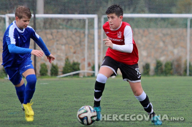 U prijateljskoj utakmici remi pionira Academice i Sloge Ljubuški 