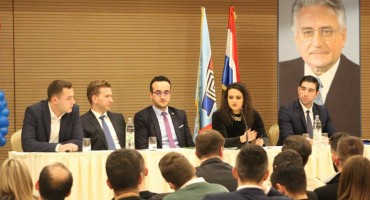 Zajednička sjednica  ŽO Mladeži HDZ-a BiH Hercegovačko-neretvanske županije i ŽO Mladeži HDZ-a Splitsko-dalmatinske županije