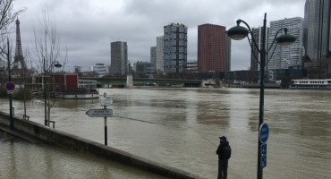 Vodostaj Seine raste, vrhunac se očekuje u Parizu tijekom noći