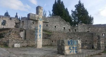 Stolac, vandalizam