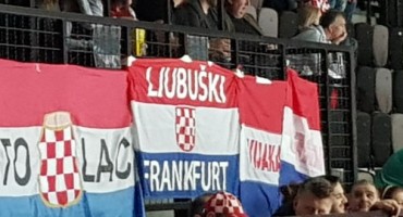 Zaboravni spiker u Spaladium Areni ispustio pozdrav hrvatskim navijačima iz iseljeništva i BiH