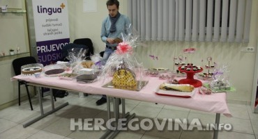 Održana humanitarna prodaja i kupnja kolača za malu Anu Ritu Puljć