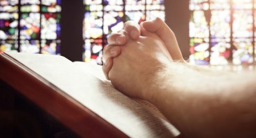 Često osuđujući druge, osuđujemo sami sebe