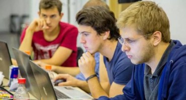 Mostarski studenti kreirali sistem za praćenje učinkovitosti berača na plantažama