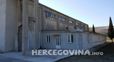 HMRK Zrinjski i rektorat Sveučilišta u Mostaru u Rukometnom domu 