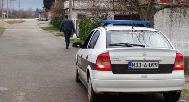 Mostar: Policija čuva poštare dok dijele mirovine
