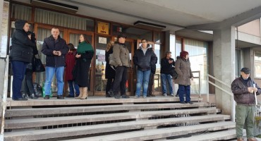 Nezadovoljni radnici 'Željezare' stupaju u štrajk glađu