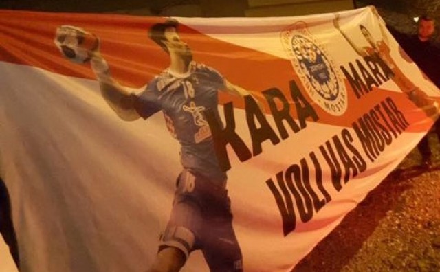 Potpora Plemićima u Splitu : Kara i Mara voli vas Mostar