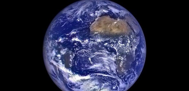 I pored naučnih činjenica: Pojedinci i dalje vjeruju da je Zemlja ravna?