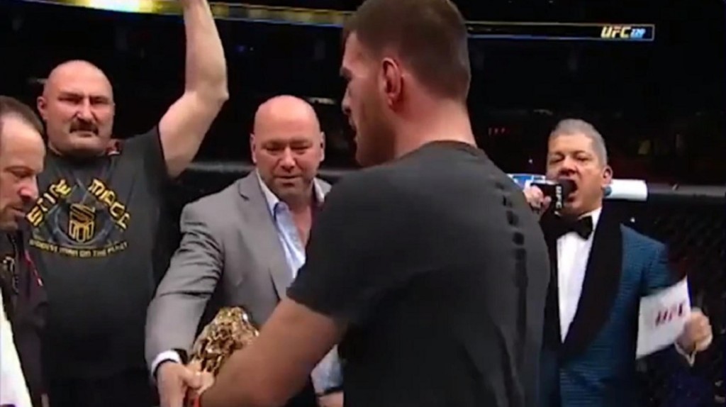 Miočić otkrio što mu je Dana White ponudio dva sata prije borbe s Ngannouom