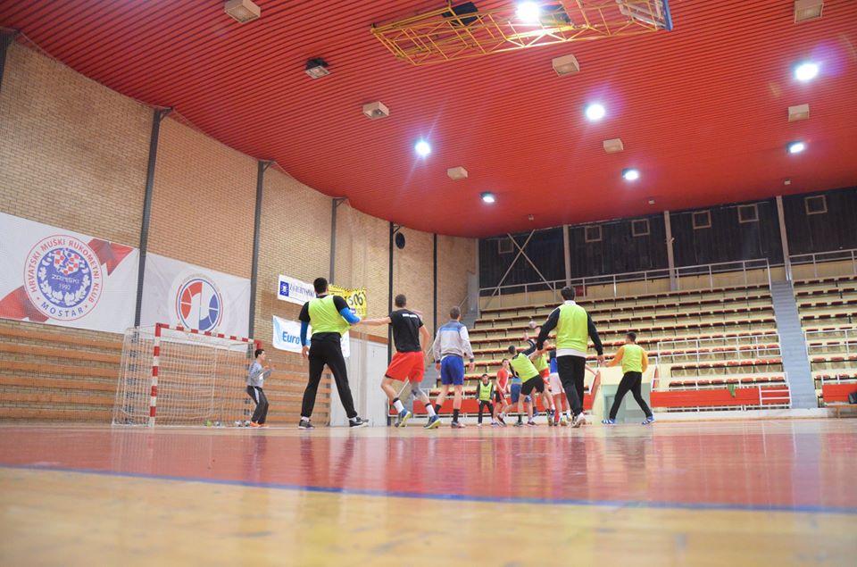 HMRK Zrinjski: Plemići odradili trening uoči sutrašnjeg puta u Rusiju