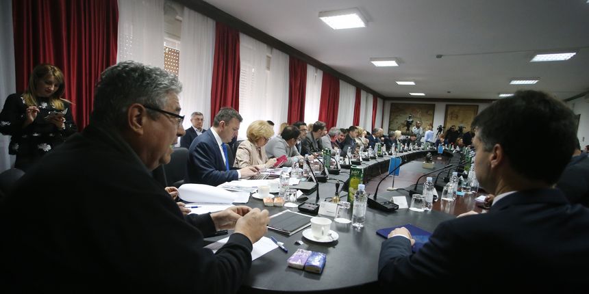 Sjednica o Karepovcu: 'Da nismo krenuli sa sanacijom, ovo ljeto imali bi Karepovac na ulicama'
