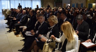 Mostar: Otvoren Prvi Sveučilišni gospodarski forum
