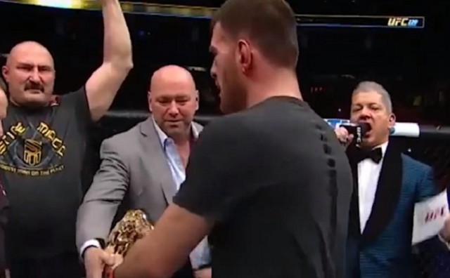 Miočić otkrio što mu je Dana White ponudio dva sata prije borbe s Ngannouom