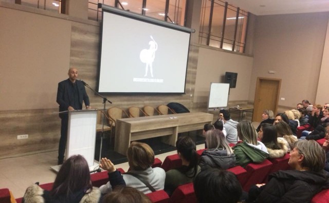 Mostar: Održano zanimljivo i korisno predavanje o zdravoj prehrani sportaša
