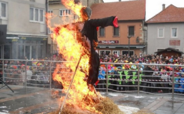 HKDU Dinara: Ograđujemo se i oštro osuđujemo razne novinske natpise i članke vezane za karneval u Livnu 
