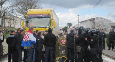 Sindikat uposlenih u školama ŽZH uz branitelje