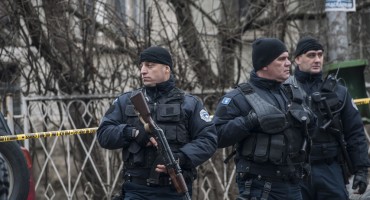 Duge cijevi na ulicama: Priština zabranila srbijanskim ministrima ulazak na Kosovo, policija kontrolira putnike