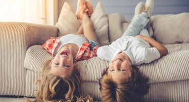 Znanost dokazuje: ako imate sestru bit ćete bolja osoba