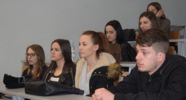 Mostar: Održana tribina za studente strane državljane u BiH