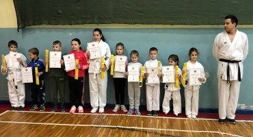6. odličja za Karate klub Zrinjski u Splitu