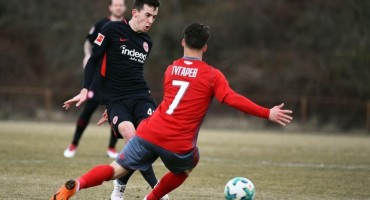 Marijan Ćavar sjajnom igrom debitirao za Eintracht 