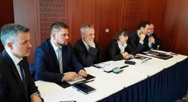 Hrvati u dijaspori pozvani glasovati na izborima u BiH