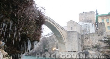 snijeg stari most
