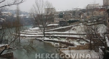 snijeg stari most