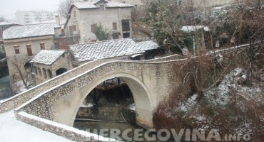 snijeg stari most