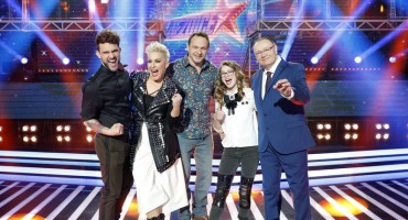 Indira Levak, Mia Negovetić, Zdravko Šljivac, Luka Nižetić i Enis Bešlagić u žiriju nove sezone 'Zvjezdica'