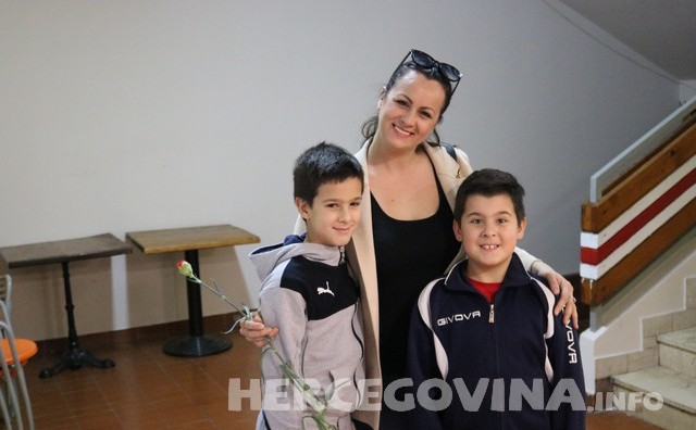 HKK Zrinjski, dan žena