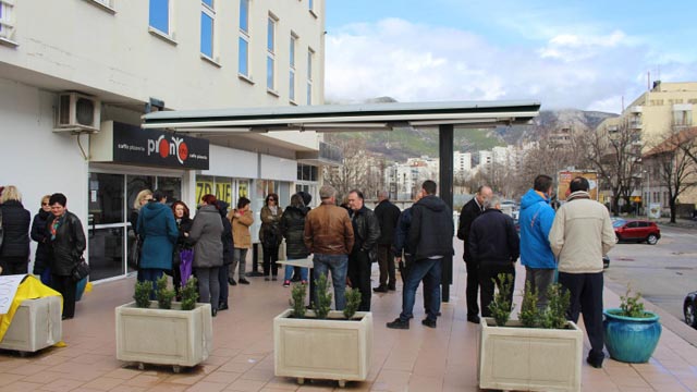 Mostar: Mirni prosvjed radnika hotela 'Ero'