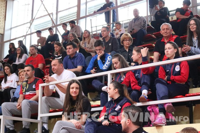 HMRK Zrinjski: Pogledajte kako je bilo u dvorani na utakmici protiv Slavije