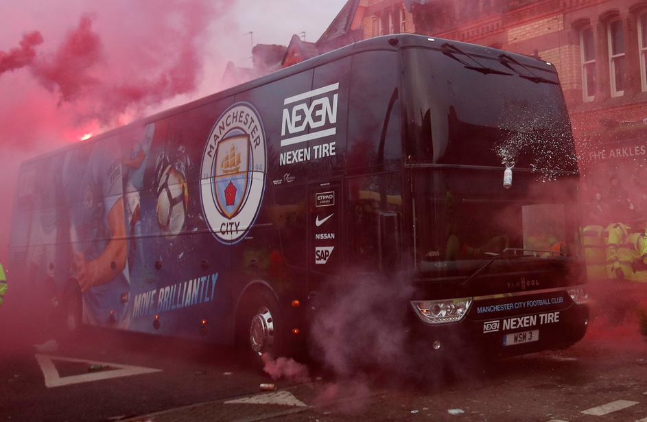 Pep: Policija je znala da će nas napasti, a autobus je uništen...